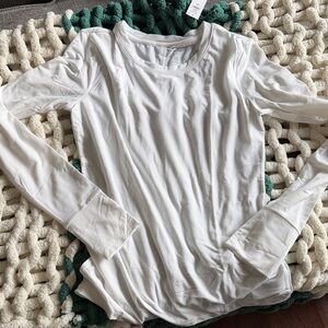 GAP - NWT gapfit white long sleeve shirt
